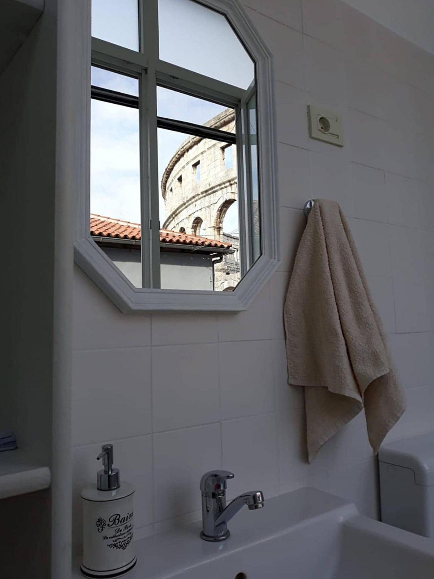 Amphiteater Art Apartman Póla Kültér fotó